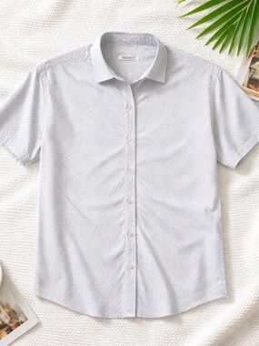 Linksoul Light Gray Short-Sleeve Button-Down Shirt